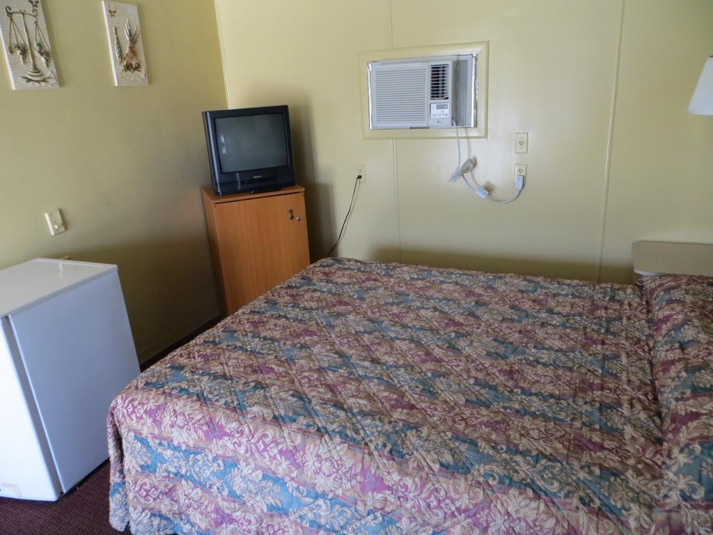 Travelers Inn 오키초비 객실 사진